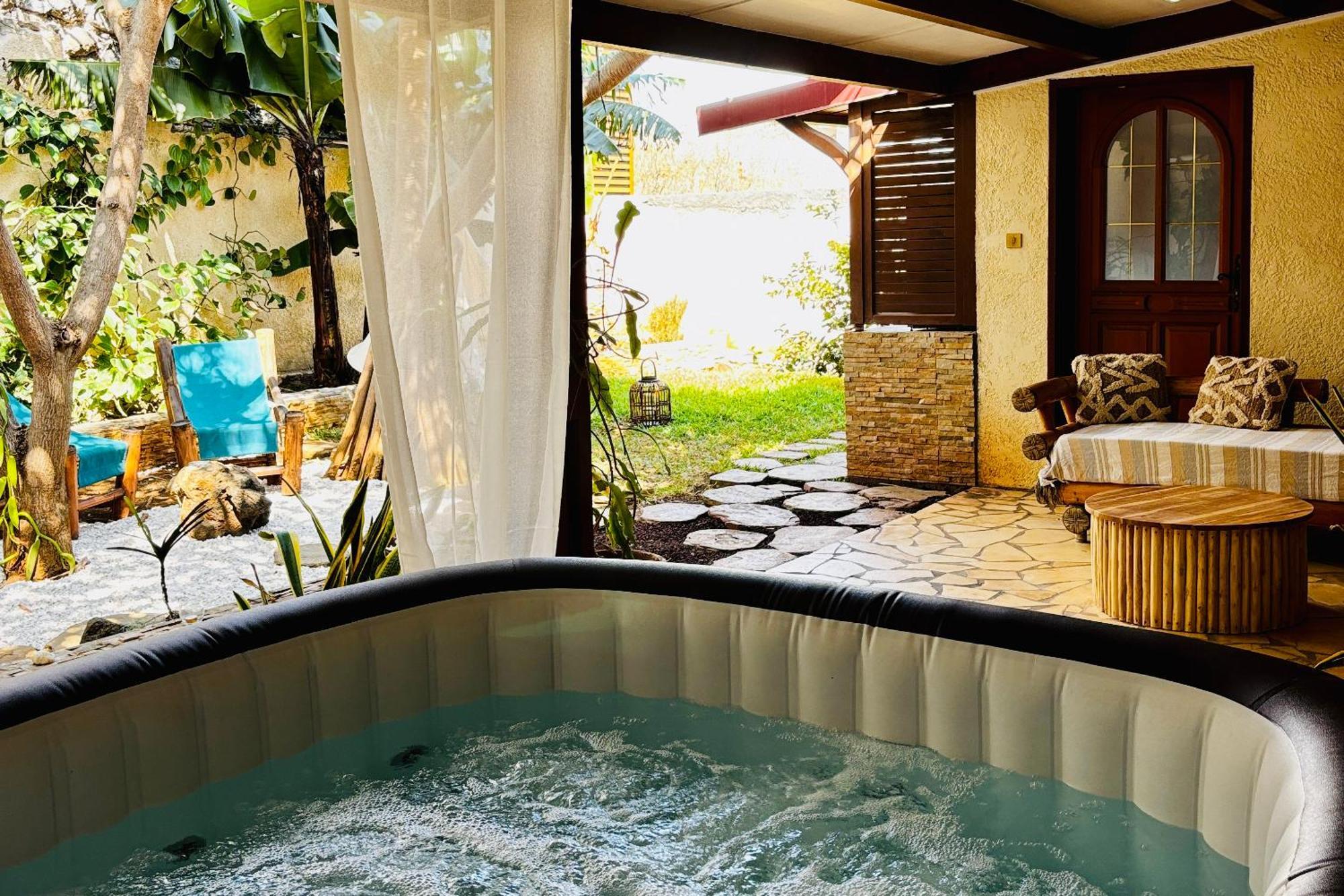 Cocon Romantique La Saline Les Bains Exterior foto